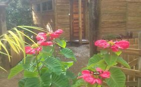 Cabanas Pousada Esmeraldas